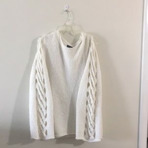 Women’s long sleeve sweater